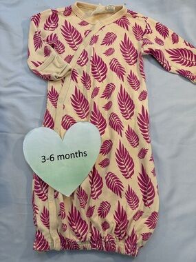 PARADE - LIKE NEW Canadian Organic cotton Cream and Pink Sleep Sacks/night gown